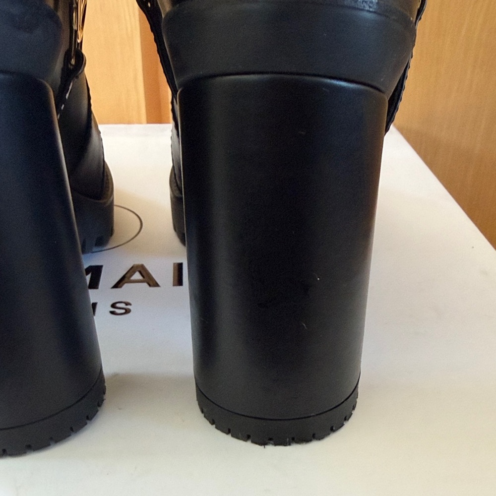 Balmain Black Heeled Boots with Gold Accents - combat style - Picture 10 of 14